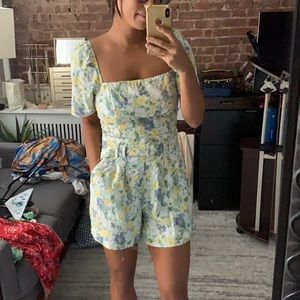 A&F Linen Floral two piece set size M